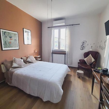 Bed and Breakfast Il Giardino Della Musica San Giuliano  Экстерьер фото